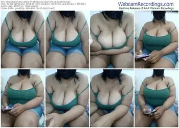 stripchat-capitana12-05-22-2025-03-26-34