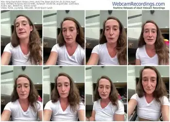 stripchat-mini_and_the_bear-06-25-2025-21-25-04