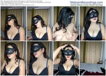 stripchat-blossam_07-06-29-2025-11-21-40