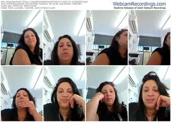 stripchat-xsouthlondonnaughtymilfxx-07-23-2025-06-46-59