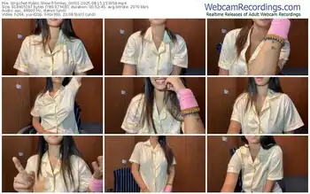 stripchat-smiley_girl01-08-15-2025-15-39-58