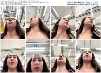 stripchat-holly_play-08-19-2025-06-20-50