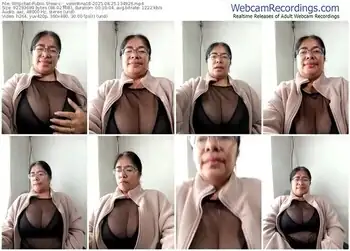 stripchat-__valentina18-08-25-2025-13-49-26