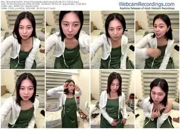 stripchat-dandanburgerking-08-25-2025-17-35-22