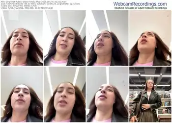 stripchat-holly_play-08-27-2025-10-12-22