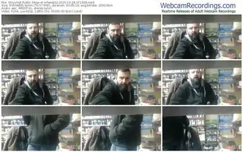 stripchat-vihand22-10-18-2025-07-24-28