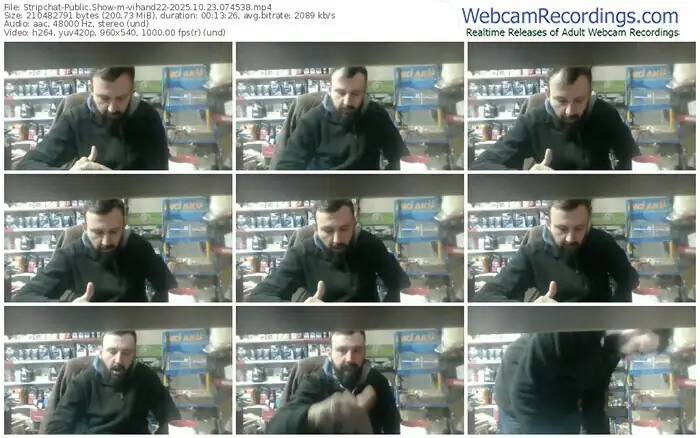 stripchat-vihand22-10-23-2025-07-45-38