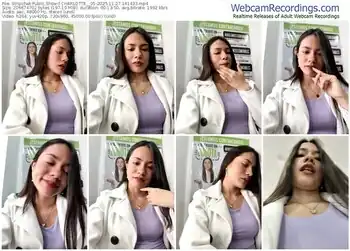 stripchat-charlotte__05-11-27-2025-14-14-33