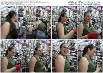 stripchat-vale_saenzz-12-14-2025-00-03-39