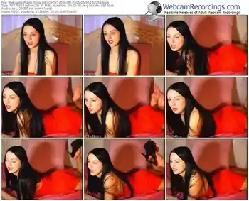 webcams-naughty18squirt-public-show-05_30_2015-16_22_54