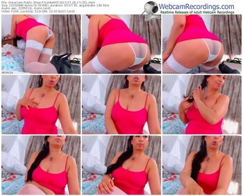 xlovecam-goldiemilf-public-show-07_28_2015-17_12_51