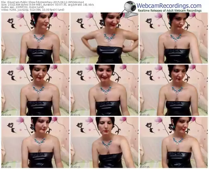 xlovecam-extremfoxy-public-show-08_12_2015-09_50_44