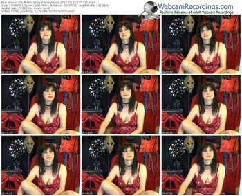 xlovecam-kinkynyna-public-show-08_27_2015-18_14_31